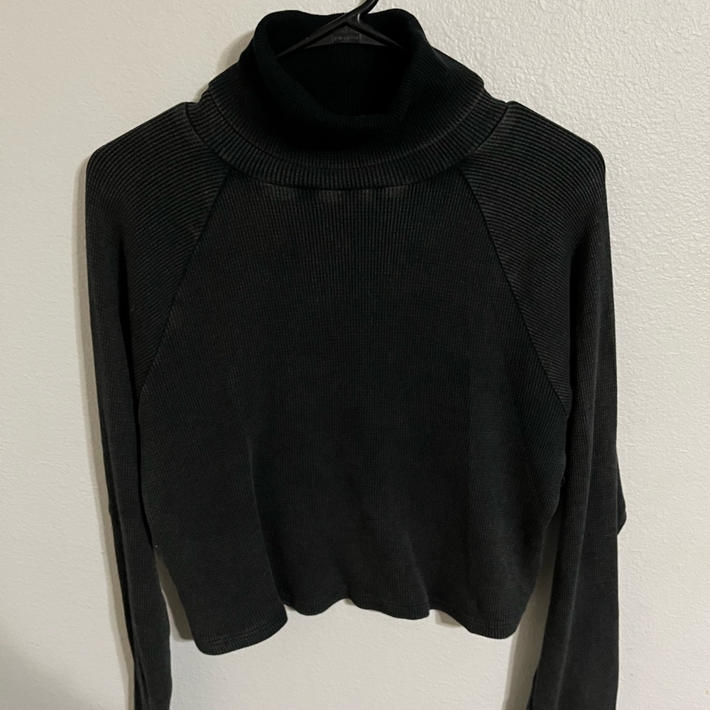 PacSun Ribbed Cropped Long Sleeve